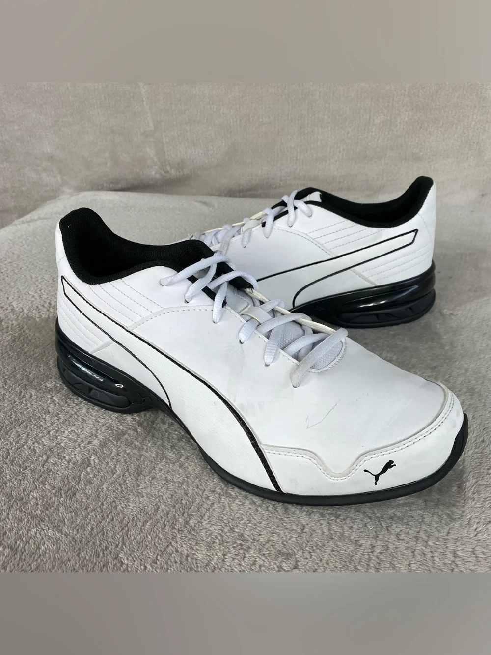 PUMA Super Levitate White Black Leather Mens Size 11 Running Shoes 190974-01 NEW